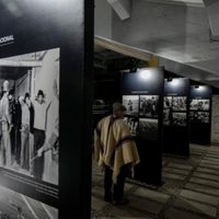 Las canciones de Víctor Jara vuelven a sonar en el túnel de la memoria de Estadio Nacional en Chile