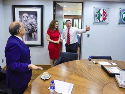 Senadora electa por Morena se va al PRI; busca la candidatura del Frente Amplio en Puebla