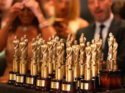 Altas expectativas: quién es el famoso periodista que conducirá el Martín Fierro Latino