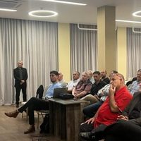 Rioseco se reunió con empresarios y habló de su plataforma política de cara a las elecciones