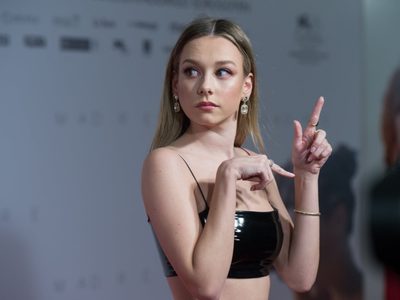 “Quién nos quita lo bailado”: Ester Expósito se despidió de una gran etapa de su año