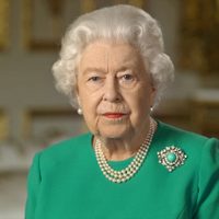 Internada: la Reina Isabel pasó la noche en un hospital de Londres y se realizó varios estudios