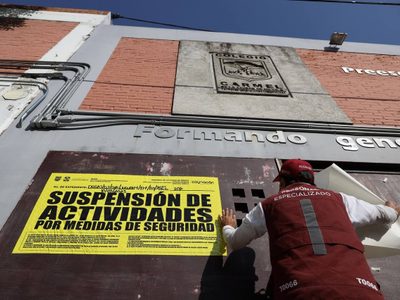 Suspenden actividades del Colegio Carmel, donde padres acusan abusos sexuales hacia niños