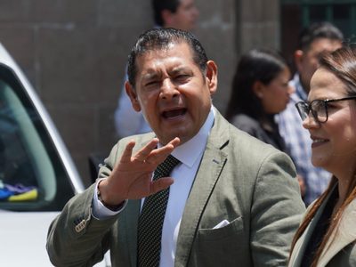 Quieren silenciarme y acabar con e-Consulta, acusa el periodista Rodolfo Ruiz