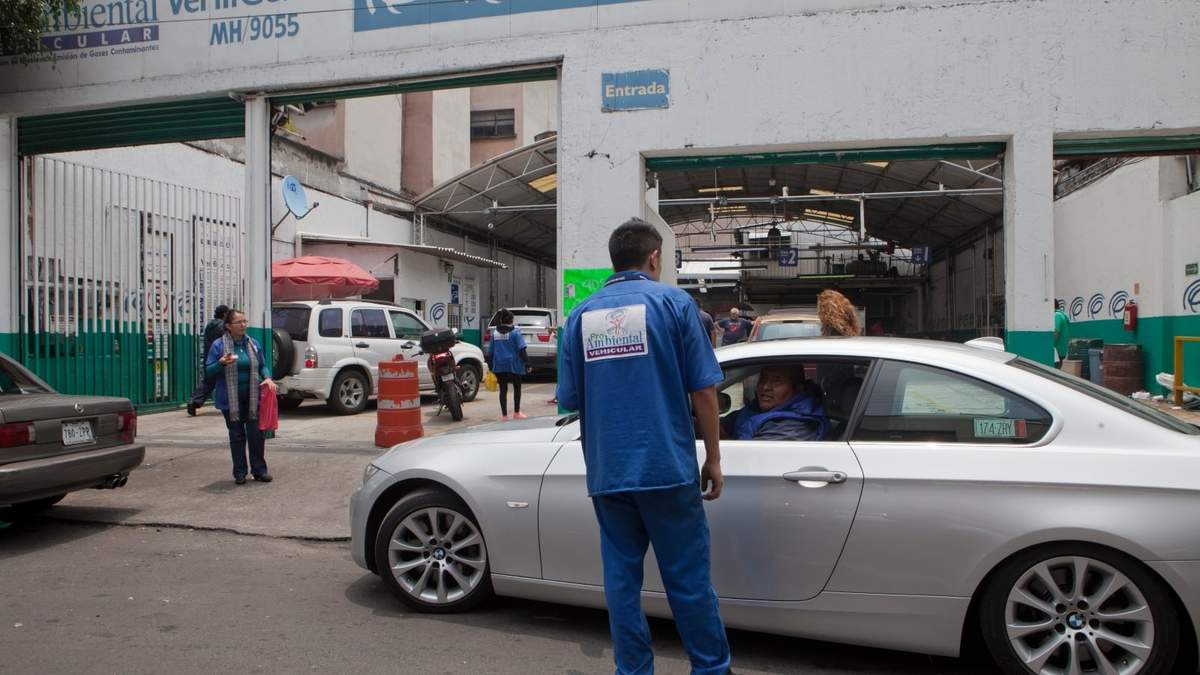 Un verificentro de la Ciudad de México