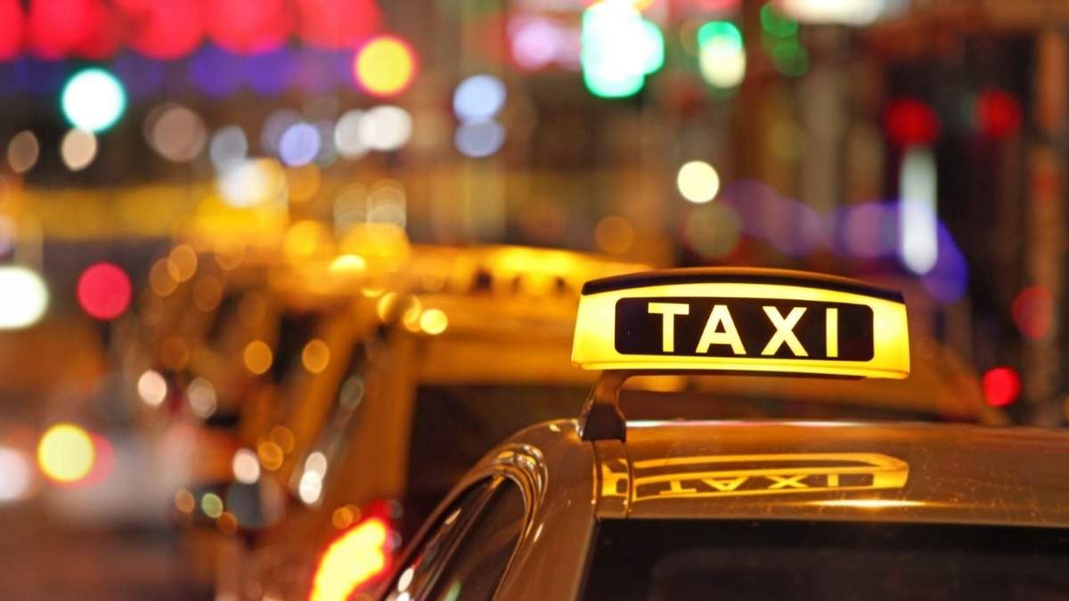 La noche complica el trabajo de los taxistas. Fuente: Facebook.