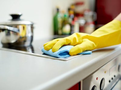 En cuánto quedó el salario de las empleadas domésticas en abril