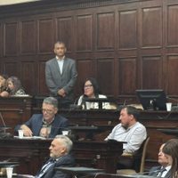 Senadores del PJ votaron divididos el proyecto San Jorge