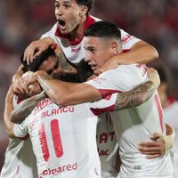 Unión le dio otro golpe de nocaut a Newell’s y es líder por ahora