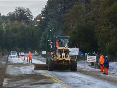 Restringen el tránsito de vehículos pesados en el acceso al Cerro Bayo