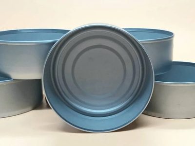 Si tenés latas de picadillo vacías y un rollo de papel de cocina, creá esta genial idea para mantener tu cuarto ordenado