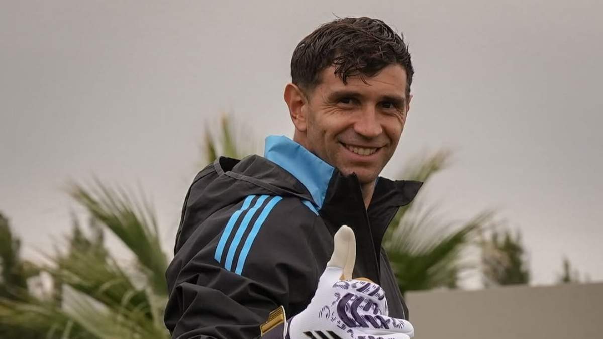 Dibu Martínez Fuente: (X)