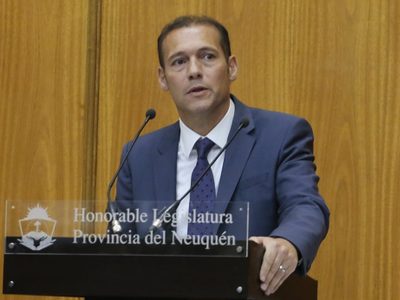 Omar Gutiérrez realizó más cambios en su gabinete