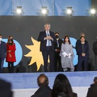 Alberto Fernández: "Tuvimos que poner de pie un sistema de salud destruido"