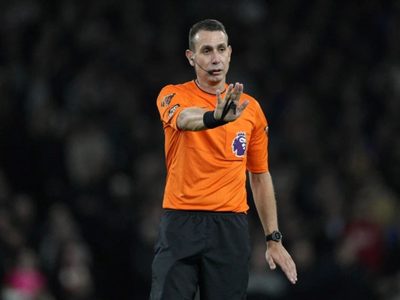 Despiden al árbitro David Coote de la Liga Premier por comentarios ofensivos al Liverpool y Klopp