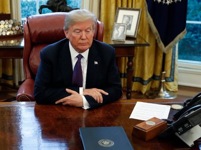 Trump habría sopesado la posibilidad de atacar a Irán en el final de su mandato