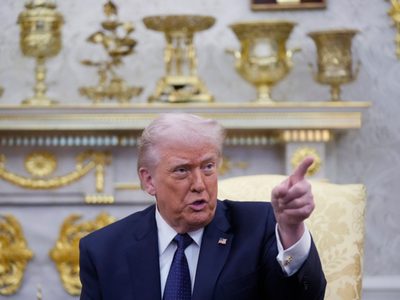 Trump dice que en una escala del 1 al 10 su guerra contra Irán merece calificación de 15