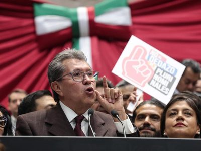 Monreal informa que este jueves los legisladores morenistas tendrán una reunión con Sheinbaum