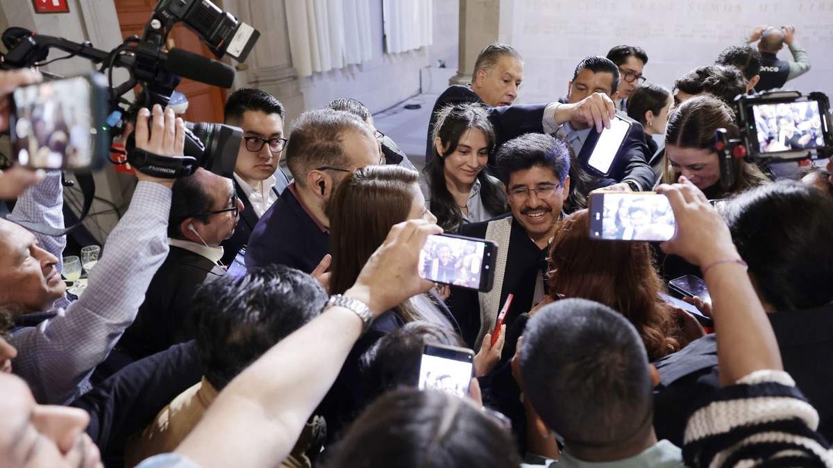 El ministro presidente la SCJN, Hugo Aguilar en encuentro con medios de comunicación, este viernes 3 de octubre de 2025