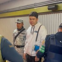 Hendrik Ortega es el joven detenido por protestar contra la militarización en el Metro