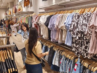 El consumo doméstico cayó 0,8% interanual