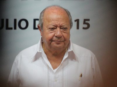 La UIF investiga depósitos por 309 mdp a Romero Deschamps: AMLO