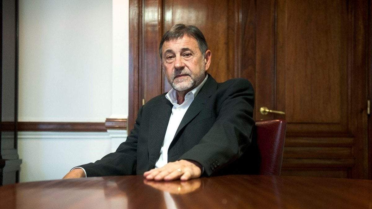El senador Carlos Caserio. Fuente: (Twitter)
