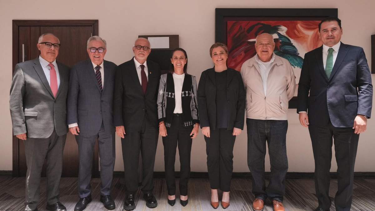 Sheinbaum reunida con gobernadores