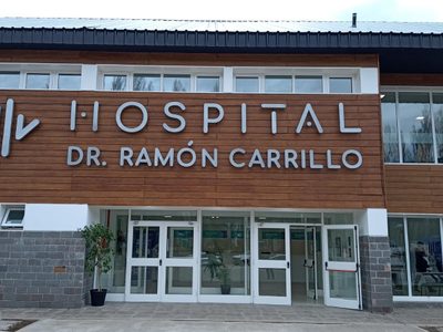 Hospital de San Martín de los Andes: continúa la protesta por salarios impagos y demoras en nombramientos permanentes.