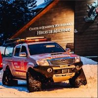 Otra vez debieron rescatar a turistas que se internaron en una ruta cerrada por la nieve