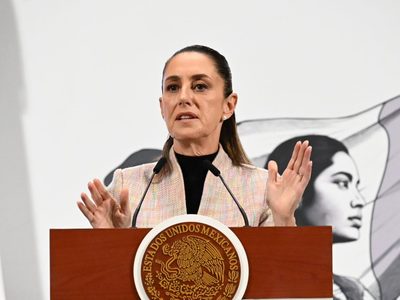 Sheinbaum critica sanción del INE por “acordeones” en la elección judicial