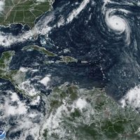 Emiten aviso de tormenta tropical para la costa este de EU