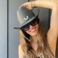 El glamuroso regalo que recibió Pampita en medio de su divertida jornada en Uruguay