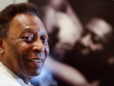 En cuarentena por coronavirus, Pelé se decidió por el mejor del mundo: ¿Cristiano o Messi?