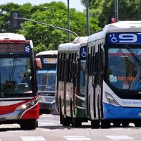 Desde este lunes, más de 100 líneas de colectivo del AMBA aplican un aumento del 9,7 % en el boleto