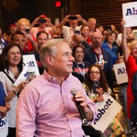 SRE responde a nueva “embestida” de Greg Abbott: Red de consulados en Texas estará alerta