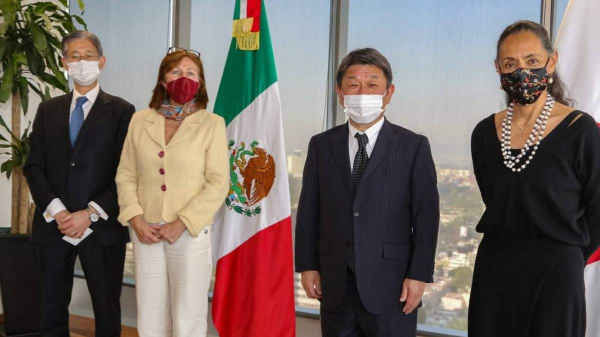 Ya en su nueva función, Clouthier se reunió con el ministro de Relaciones Exteriores de Japón, Toshimitsu Motegi