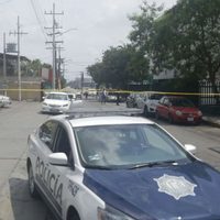 Asesinan a pareja frente a clínica del IMSS en Nuevo León
