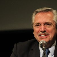 Alberto Fernández se mostró a favor de debatir sobre la legalización del cannabis
