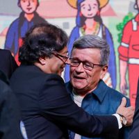 Gobierno colombiano y ELN comienzan nuevo ciclo de diálogo de paz en Venezuela