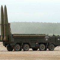Norcorea dispara dos misiles; tienen alcance para llegar a Japón