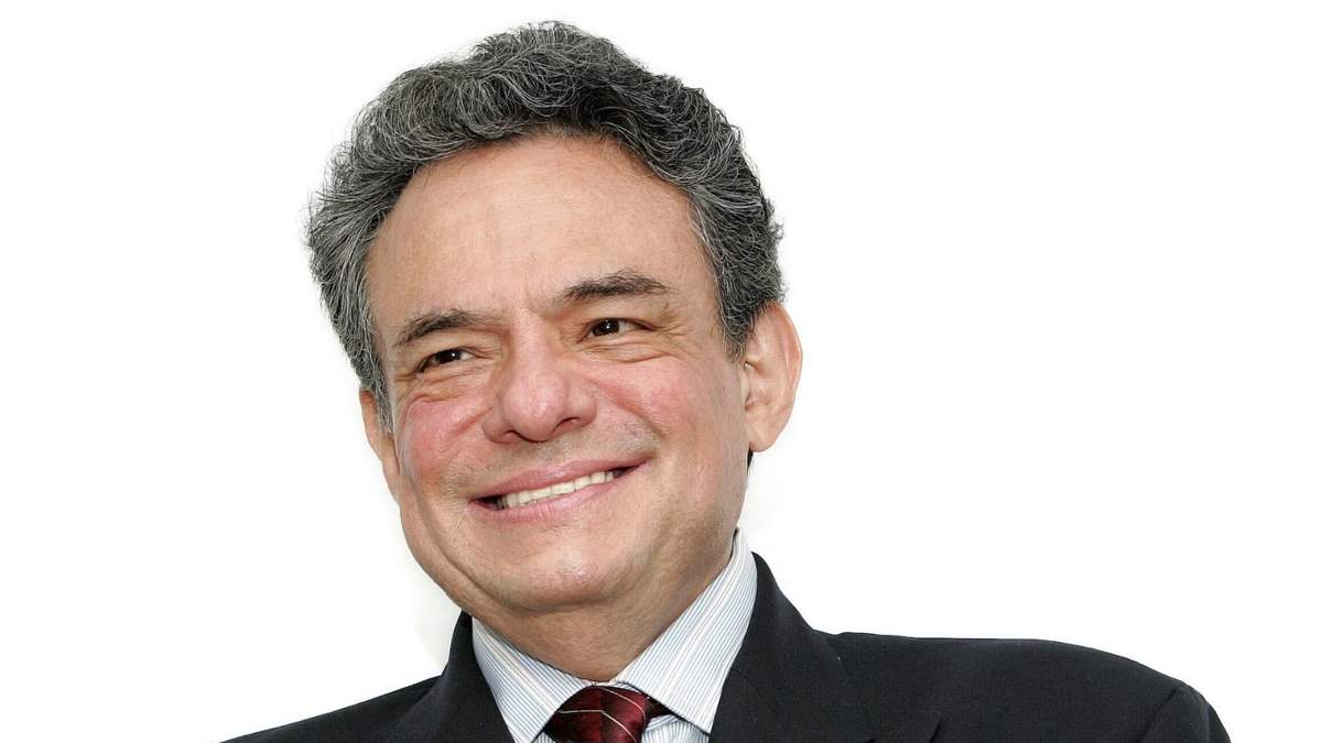 El cantante mexicano José José