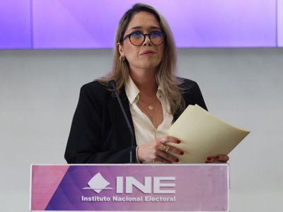 Consejera del INE denuncia que falsificaron su firma para presentar denuncia en la FGR