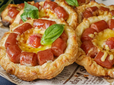 Canastitas de salchicha y queso: para una cena exprés, creativa y con mucho sabor