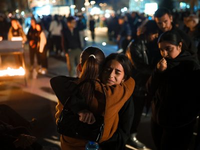 Macedonia del Norte guarda luto y exige responsabilidades tras mortal incendio en discoteca (Video)