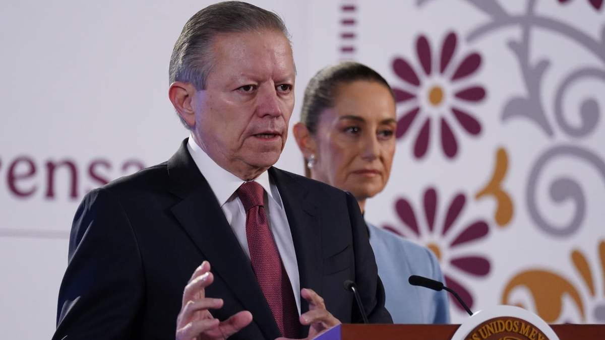 Zaldívar y Sheinbaum. Equipo