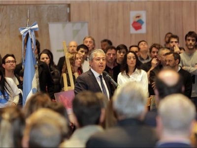 En la apertura de Edifica Neuquén Figueroa instó a la industria a invertir en infraestructura en Vaca Muerta
