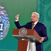 El 16 de septiembre se rifarán terrenos, residencias y un palco en el Azteca: AMLO