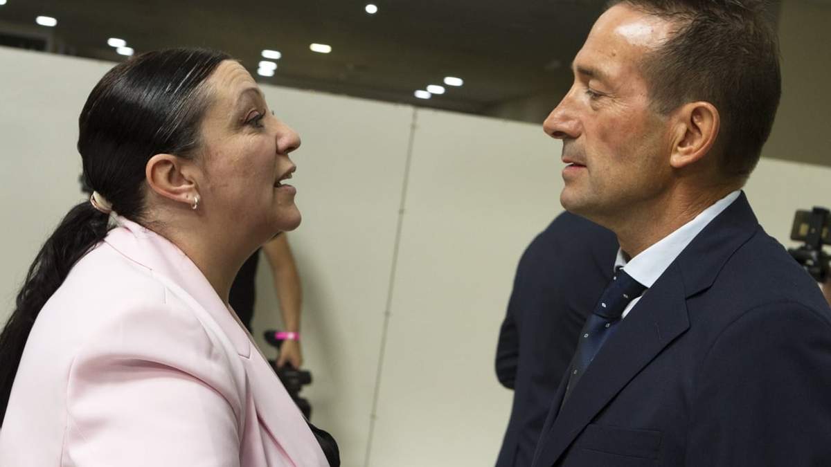 Soledad Martínez y Jorge Tobares, los ministros que estuvieron en negociaciones con docentes. Fuente: (Emiliano Ortiz)