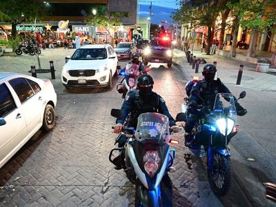 Refuerzan seguridad estatal con 211 militares capacitados como policías ante guerra chapos-mayos